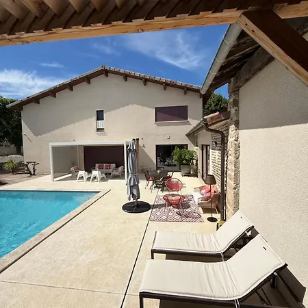Le Vieux Platane Feriehus